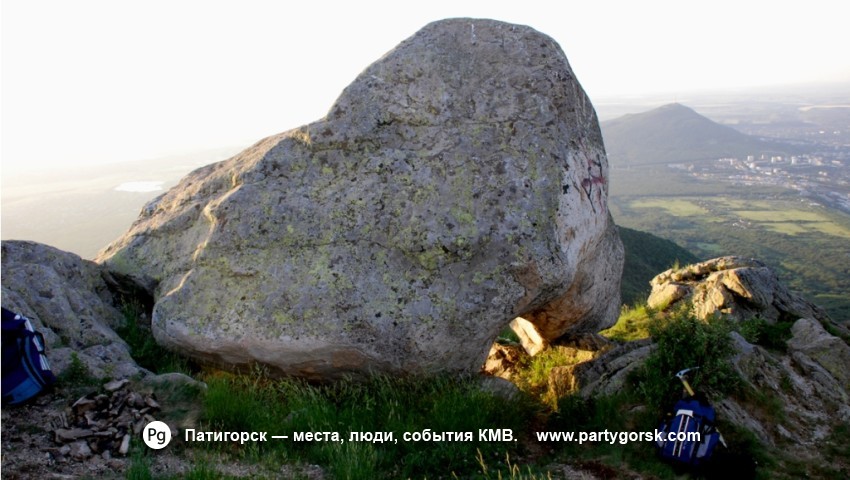 ХРАМ СОЛНЦА НА ГОРЕ БЕШТАУ.